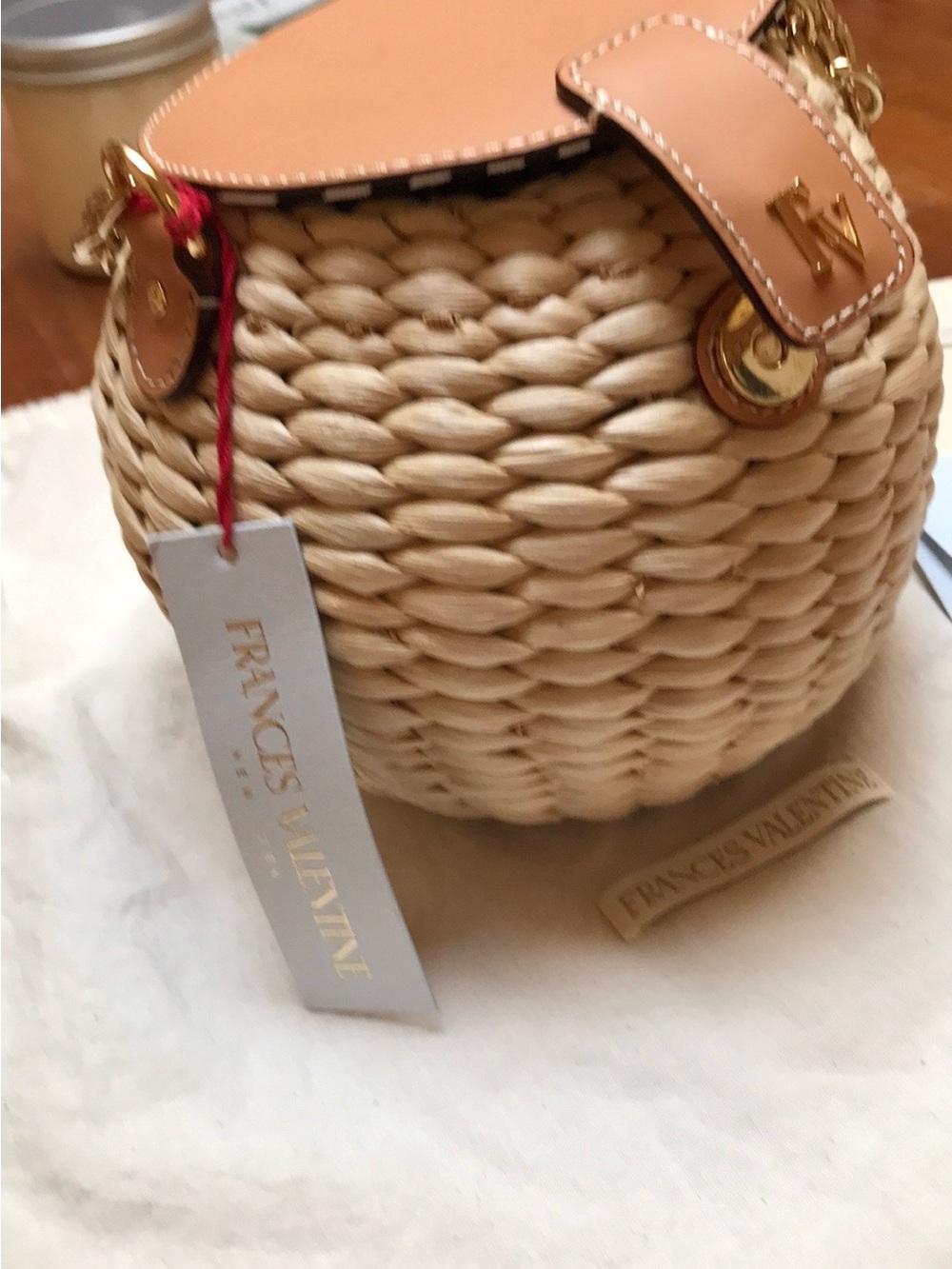 Frances Valentine Cream Woven Round Honeypot Crossbody Bag with Gold Chain
NWT - Picture 3 of 9